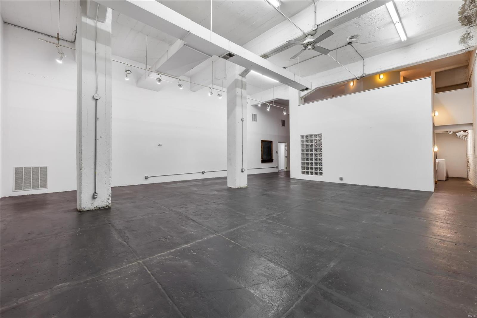 Christys - Commercial Sale