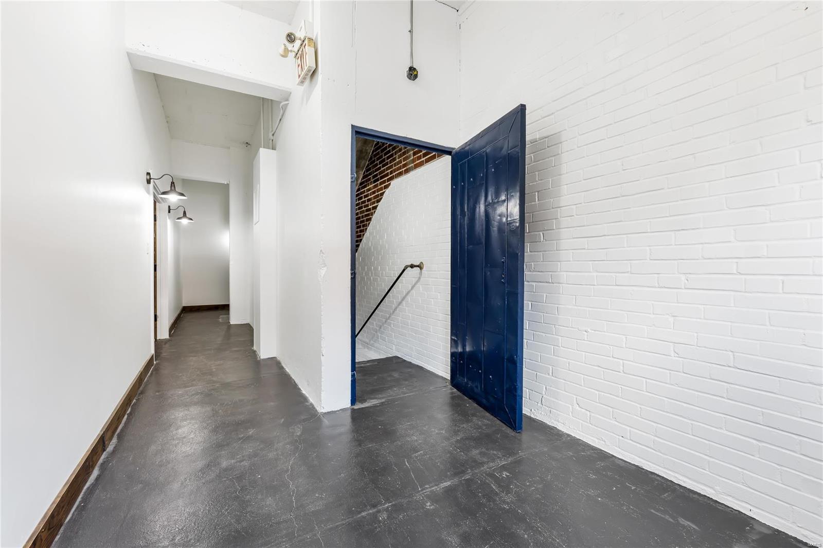 Christys - Commercial Sale