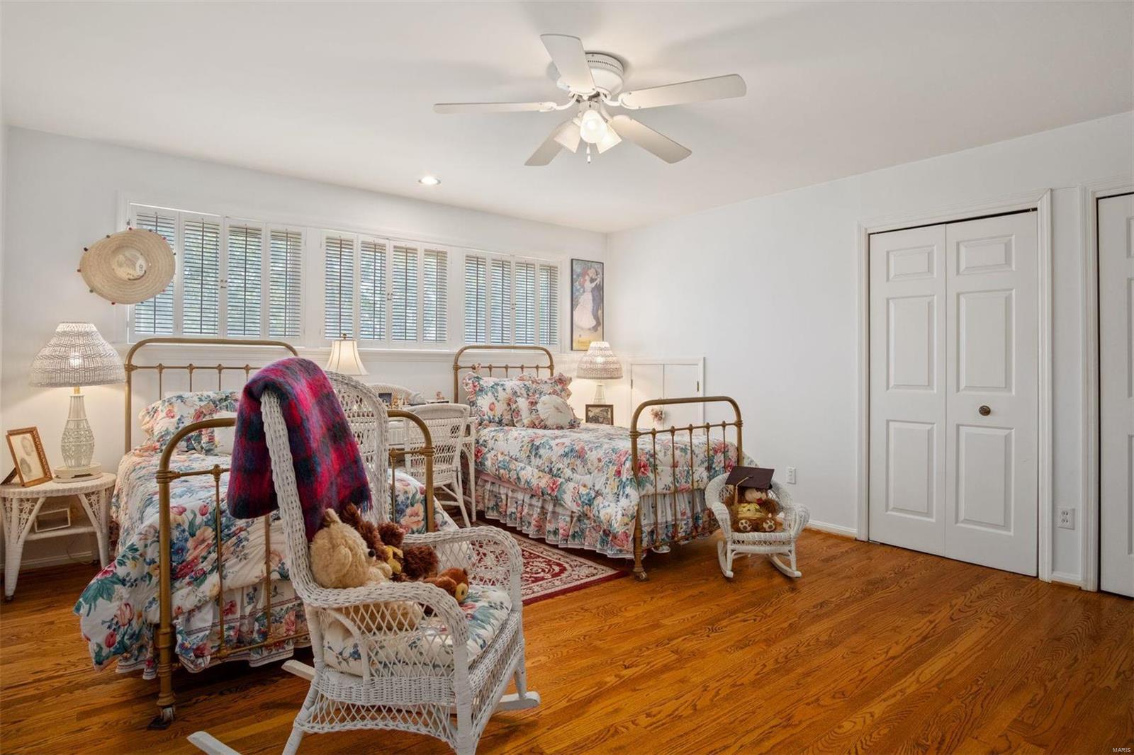 Davis Place - Residential