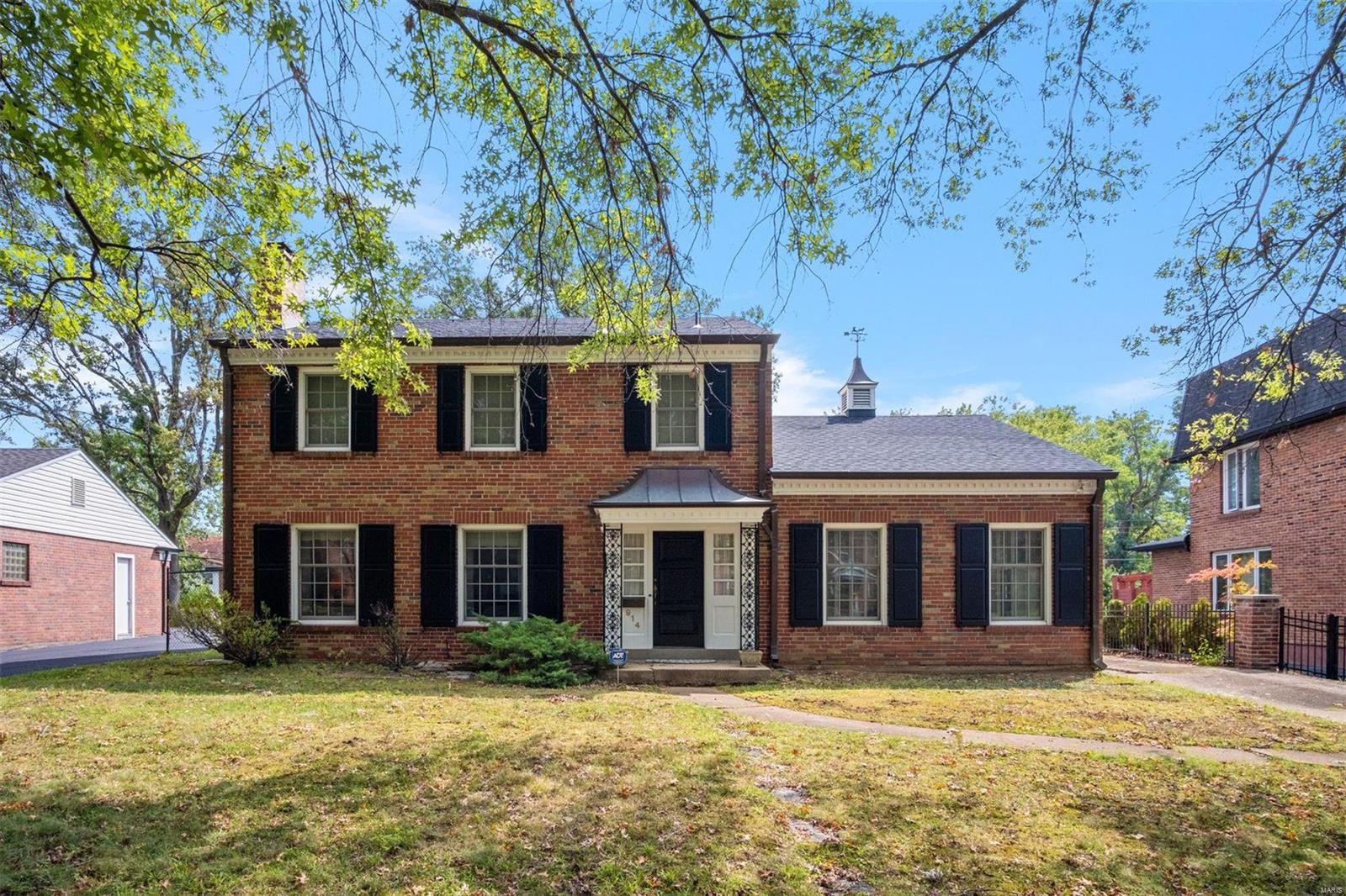 Davis Place - Residential