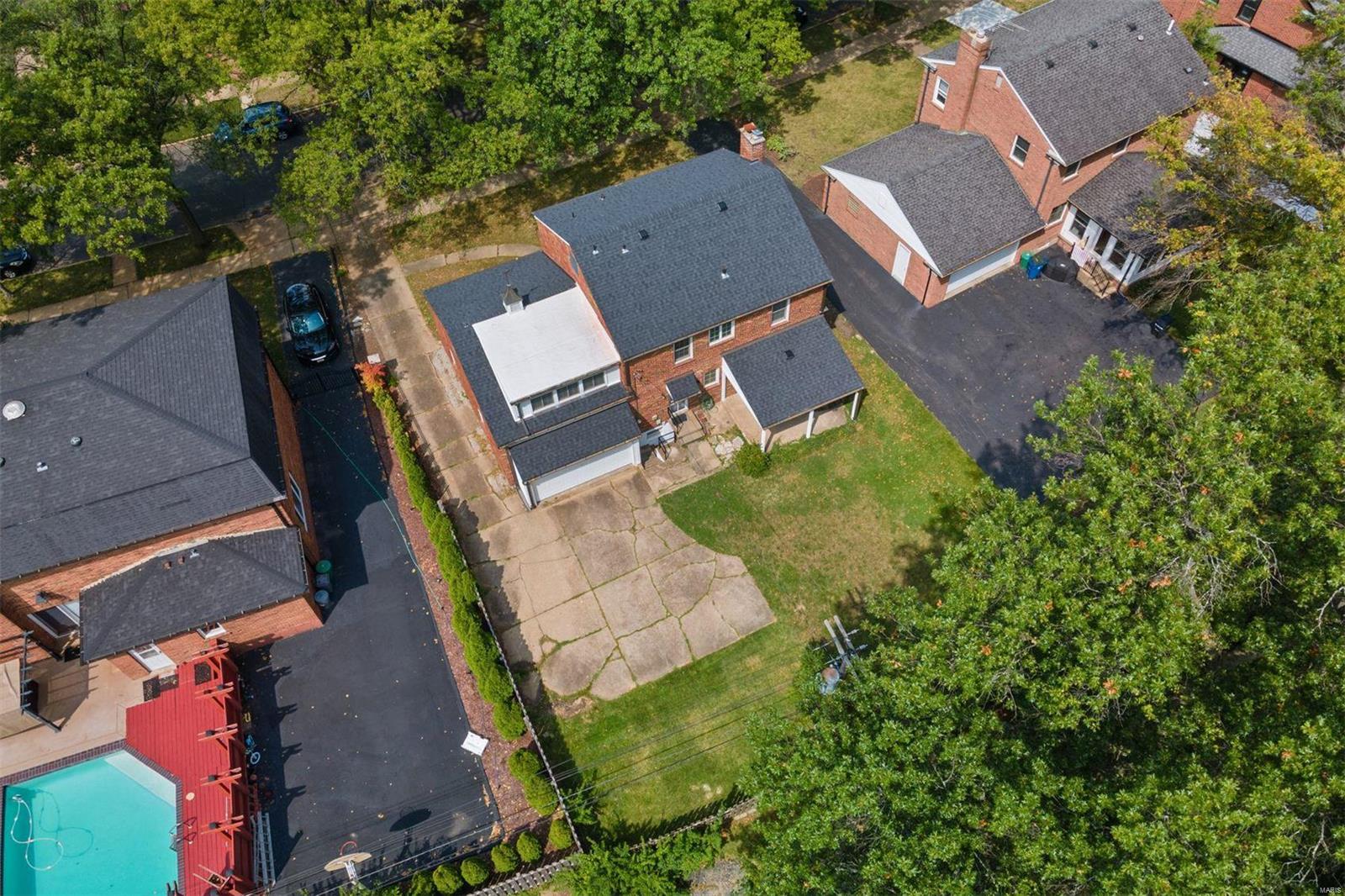 Davis Place - Residential