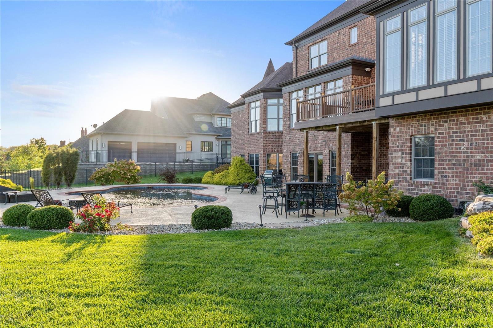 Devonworth - Residential