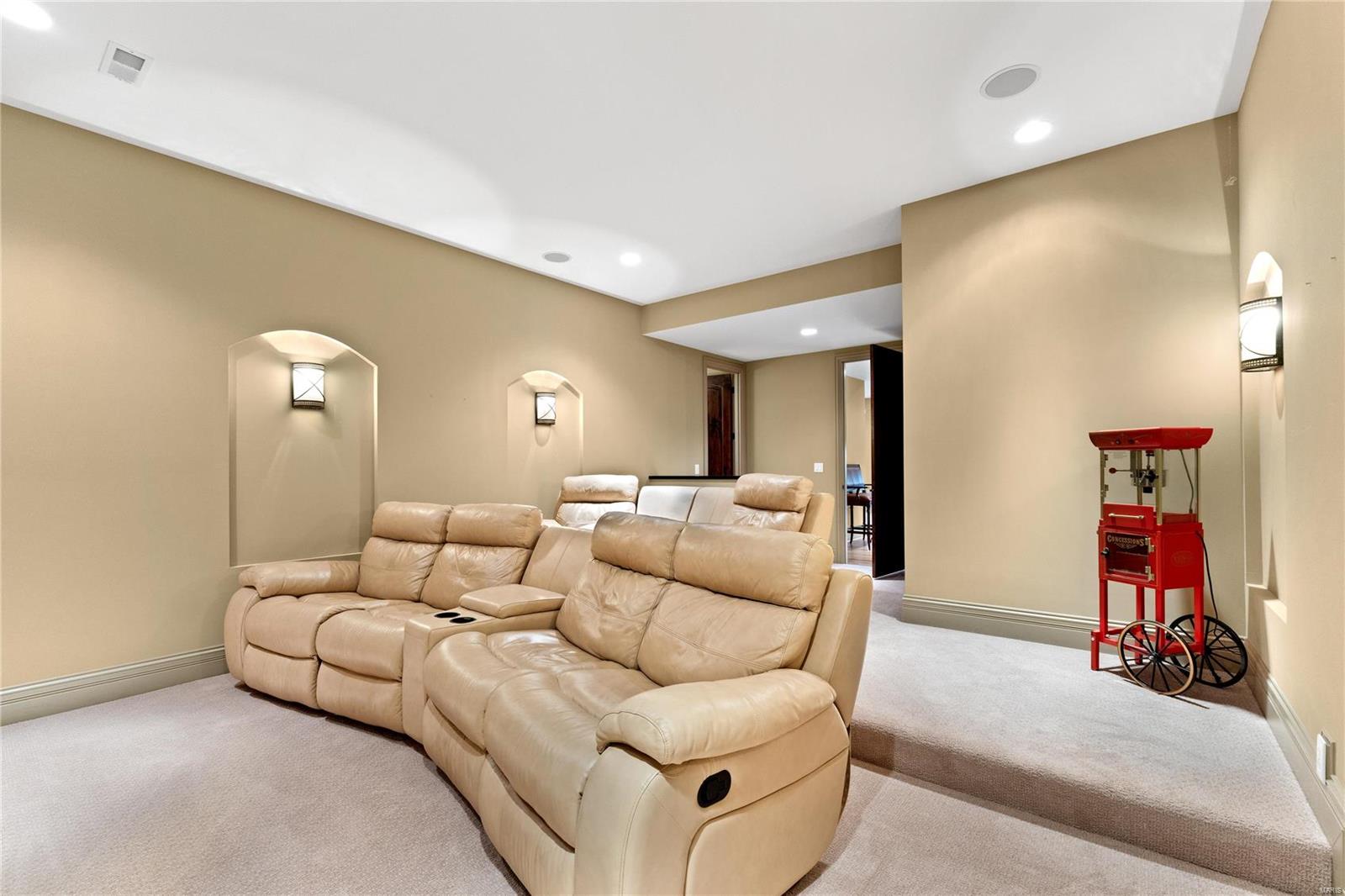 Devonworth - Residential