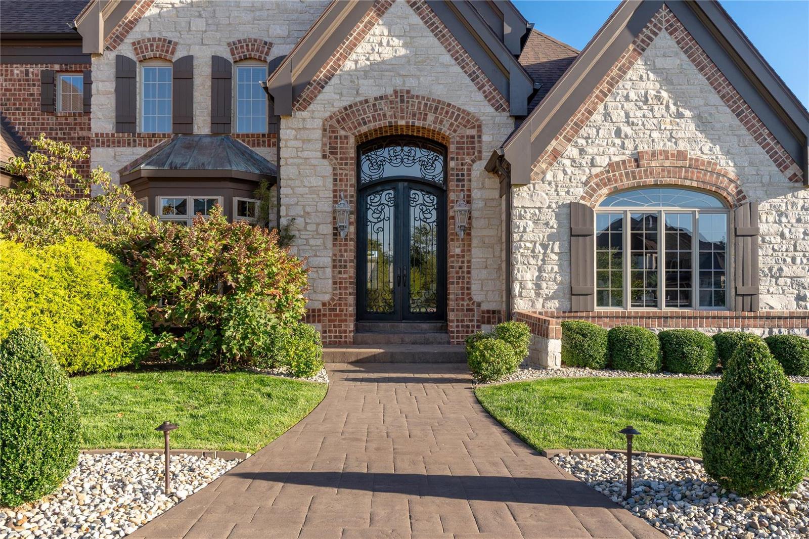 Devonworth - Residential