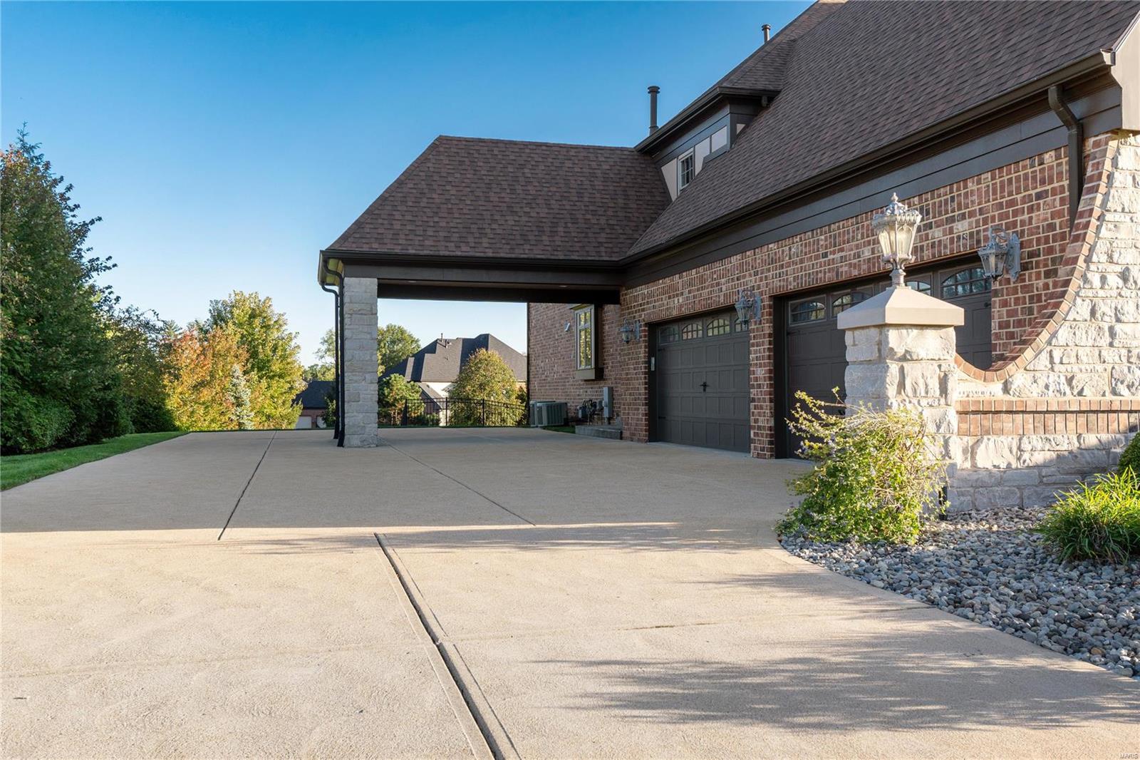 Devonworth - Residential