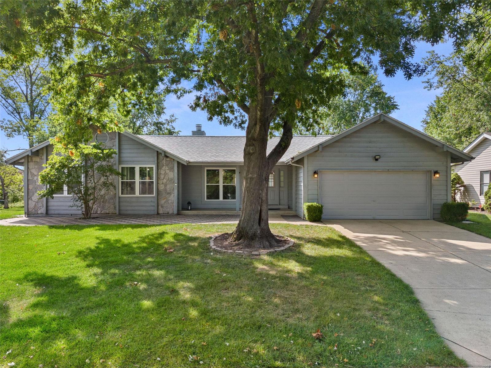 Lake Saint Louis, Missouri 63367, United States, 3 Bedrooms Bedrooms, ,3 BathroomsBathrooms,Residential,Pending,37773