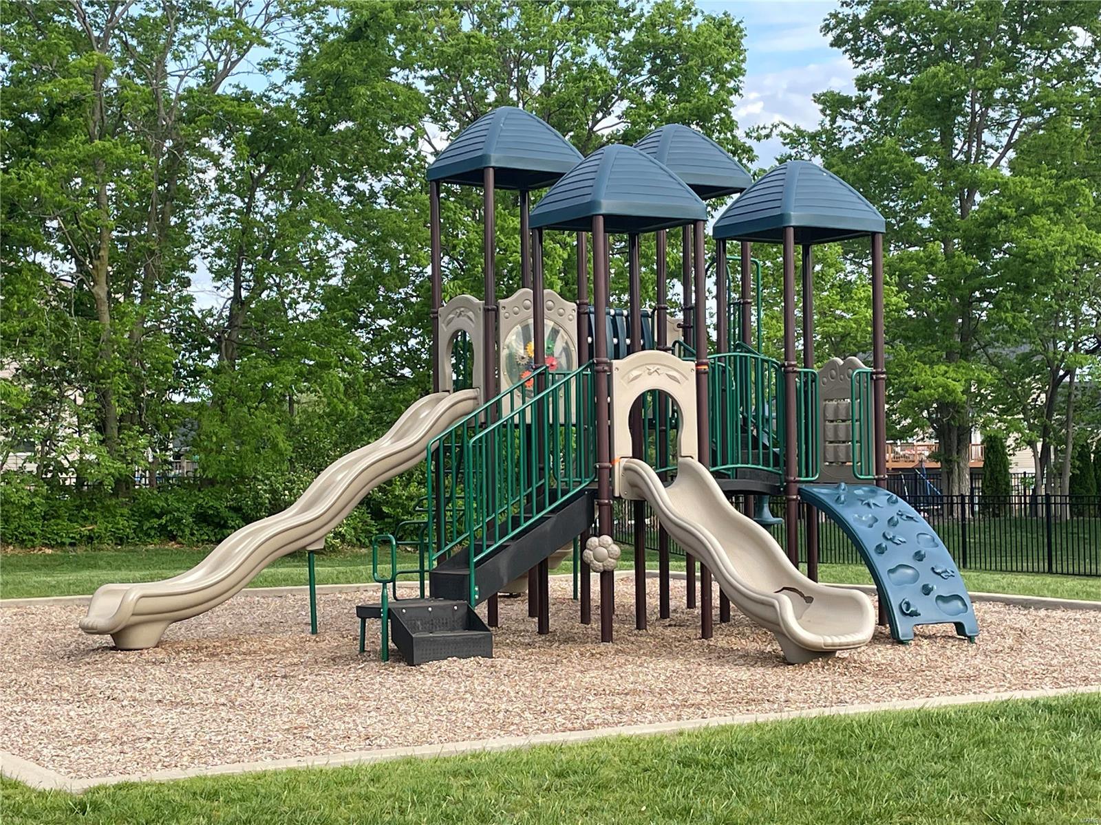 Vlgs At Shady Creek #2 - Residential