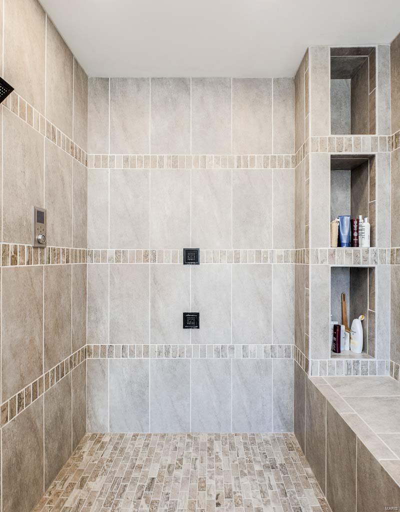 Enclave Bellerive Seven - Residential