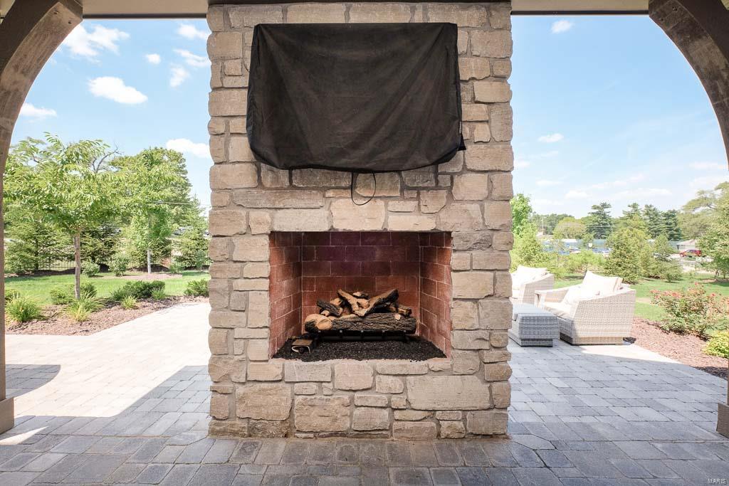 Enclave Bellerive Seven - Residential