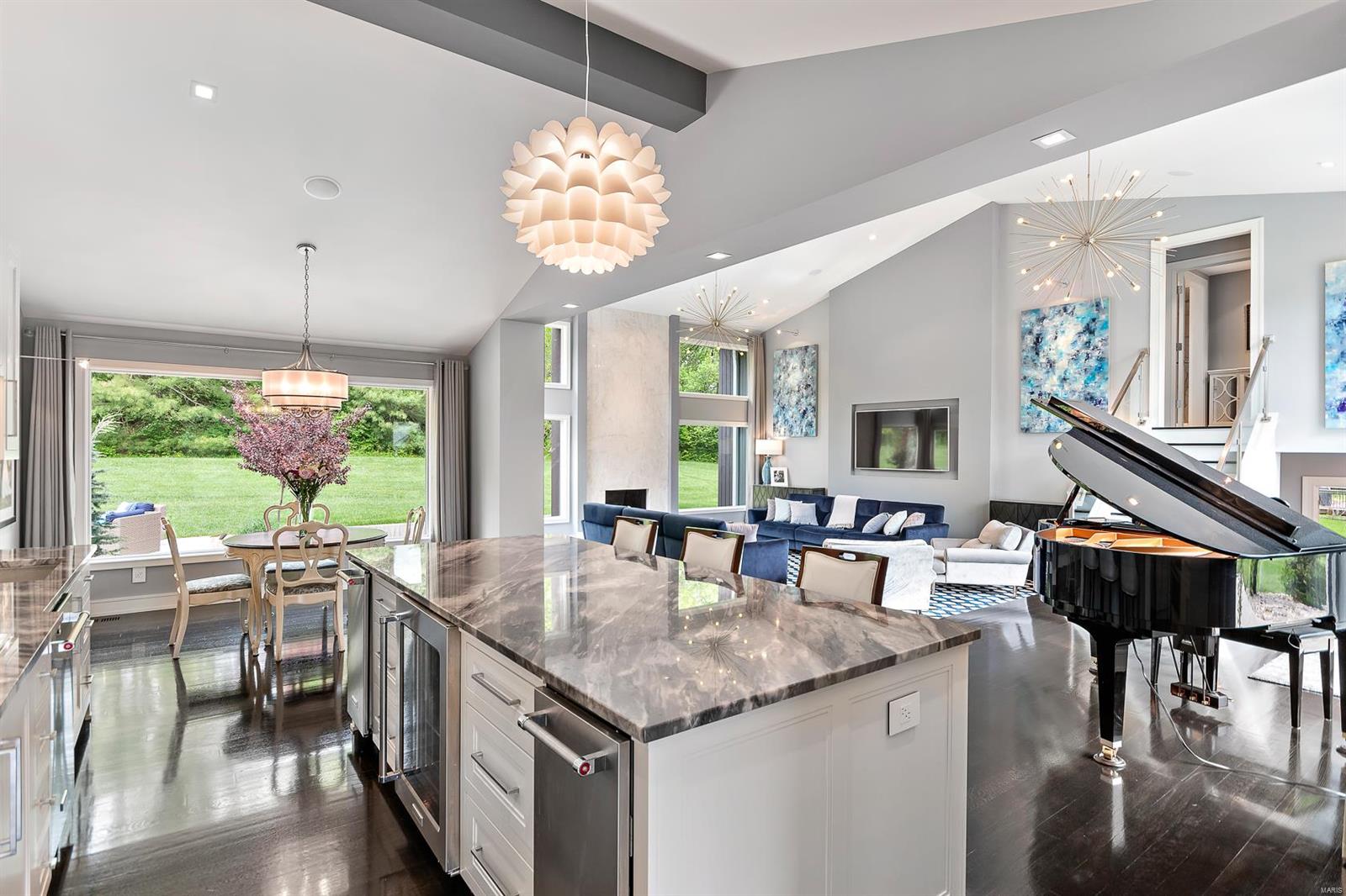 Meadowbrook Country Club Estates 3 - Residential