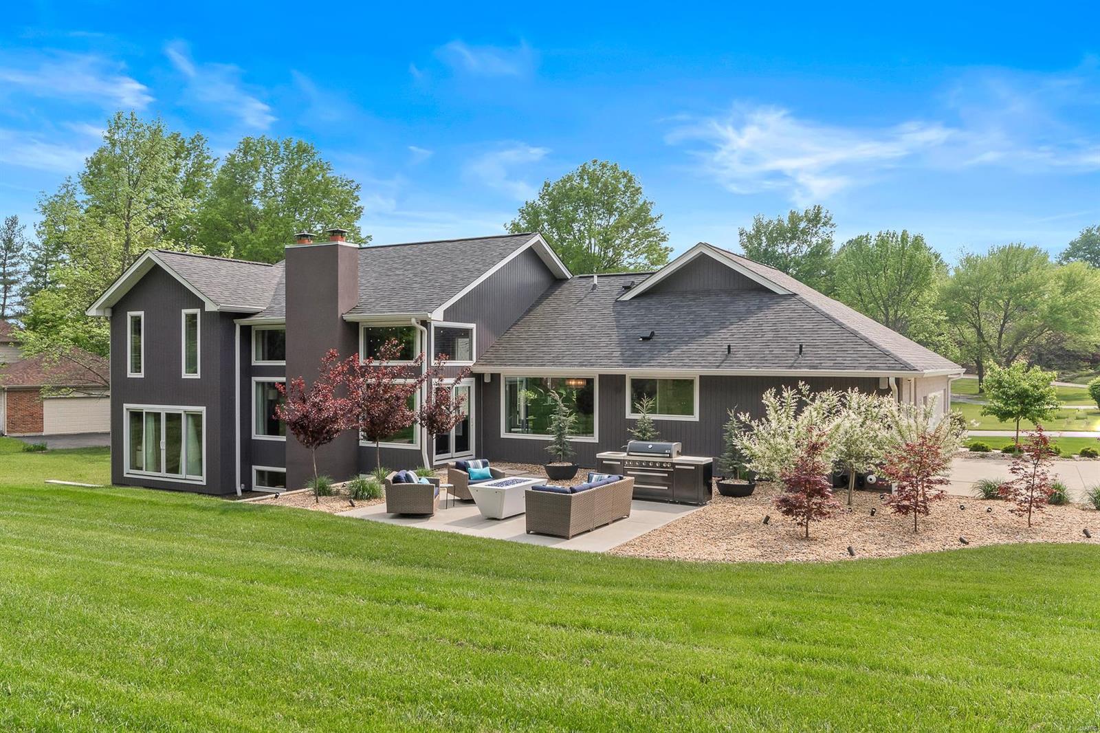 Meadowbrook Country Club Estates 3 - Residential