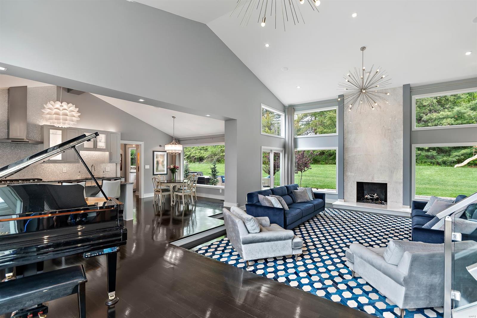 Meadowbrook Country Club Estates 3 - Residential