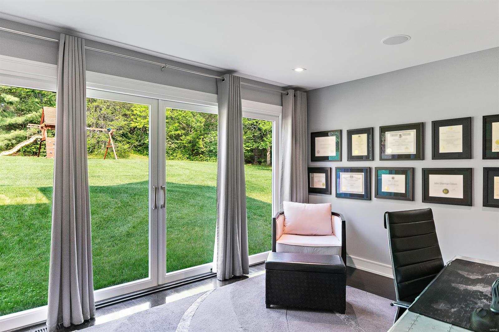 Meadowbrook Country Club Estates 3 - Residential