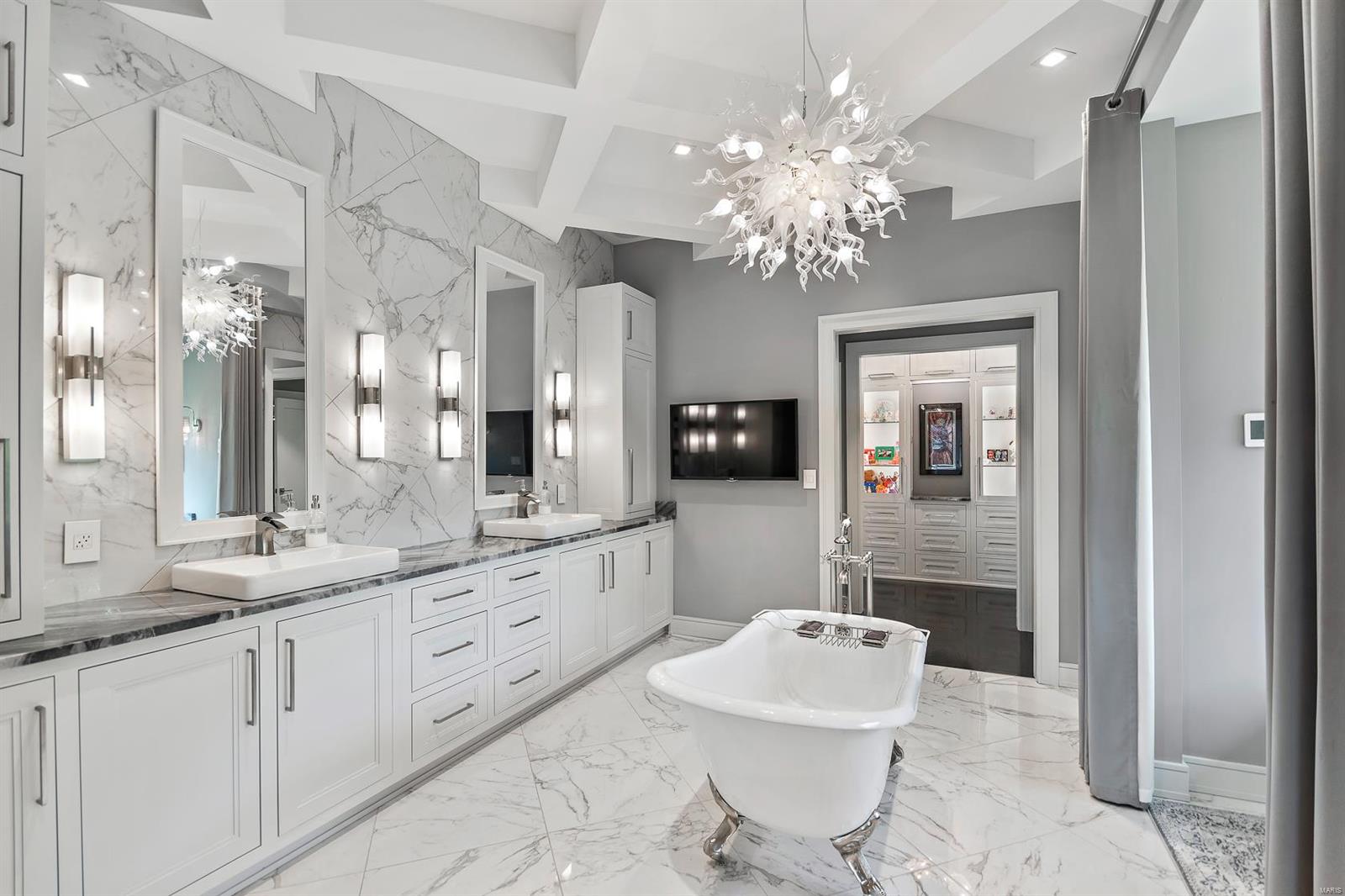 Meadowbrook Country Club Estates 3 - Residential