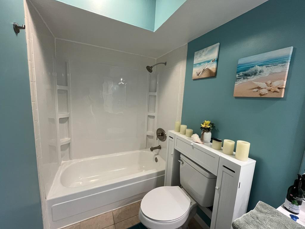 Burtonwood Manor 2 Condo - Residential Lease