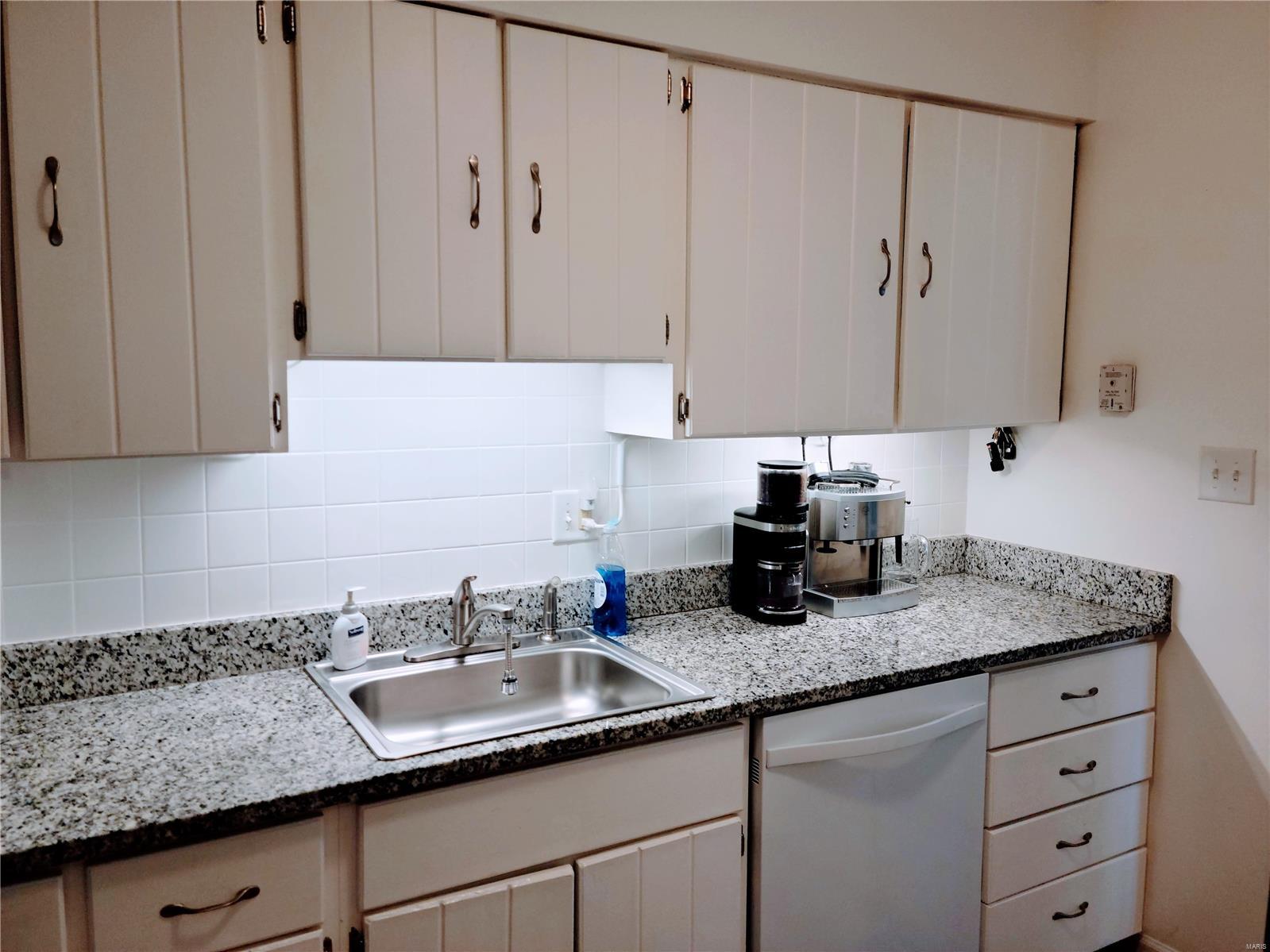 Burtonwood Manor 2 Condo - Residential Lease