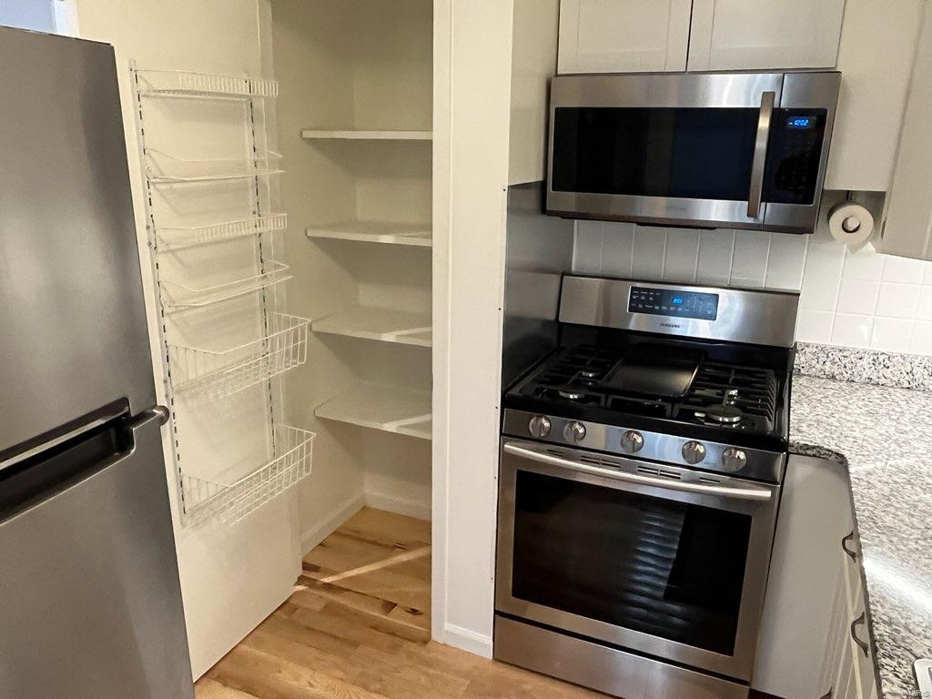 Burtonwood Manor 2 Condo - Residential Lease