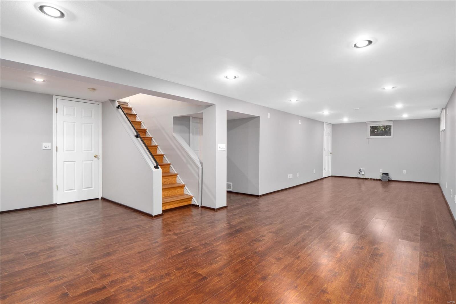 Quanal Court - Residential