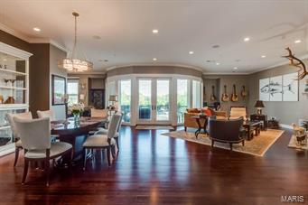 Crescent Condo - Residential