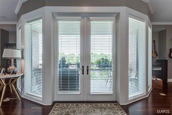 Crescent Condo - Residential