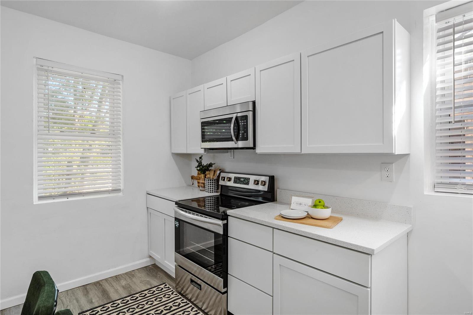 St Louis, Missouri 63111, United States, 3 Bedrooms Bedrooms, ,2 BathroomsBathrooms,Residential,Active,40207