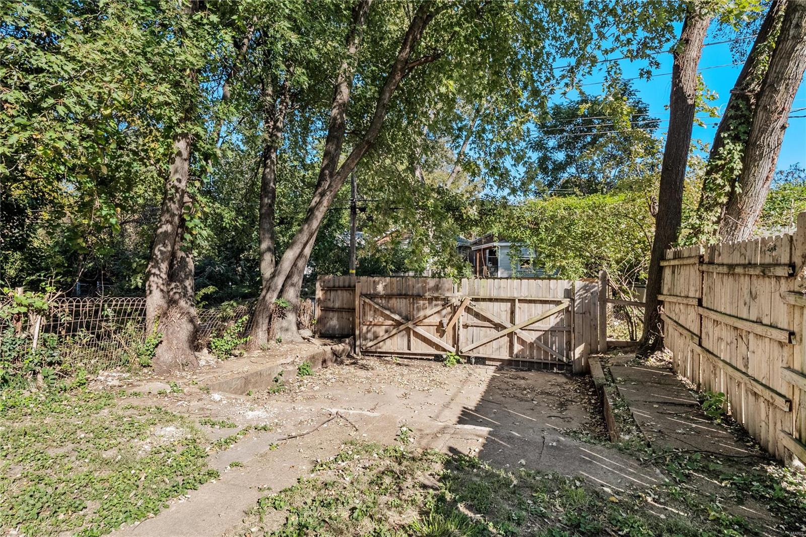 St Louis, Missouri 63111, United States, 3 Bedrooms Bedrooms, ,2 BathroomsBathrooms,Residential,Active,40207