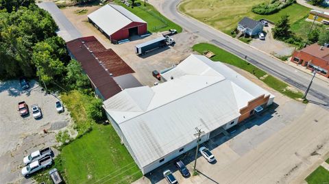 308 Crown Marble Hill MO 63764