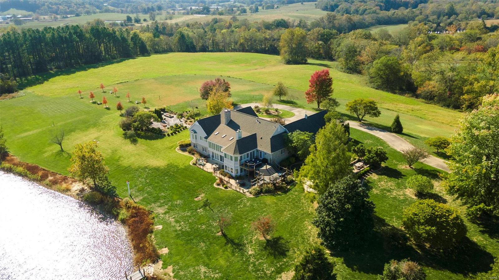 Dux Landing - Residential