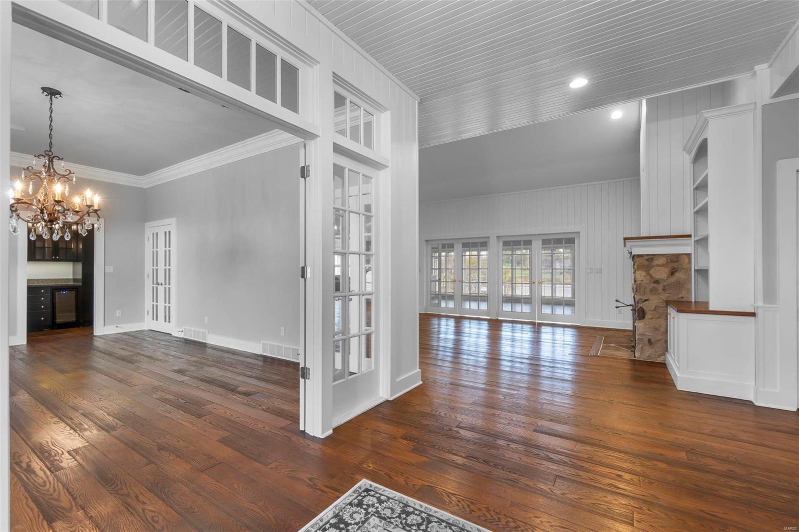 Dux Landing - Residential