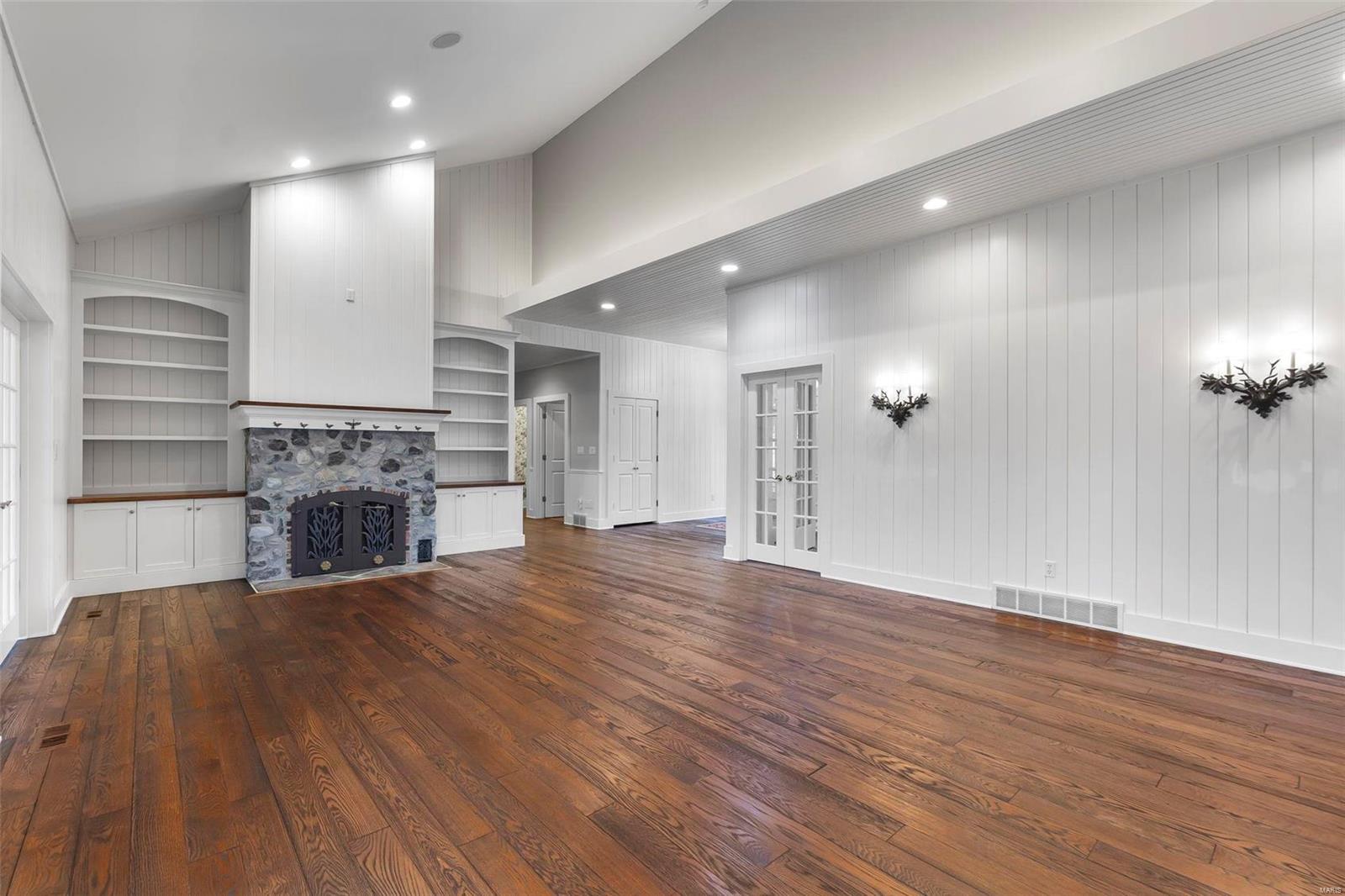 Dux Landing - Residential