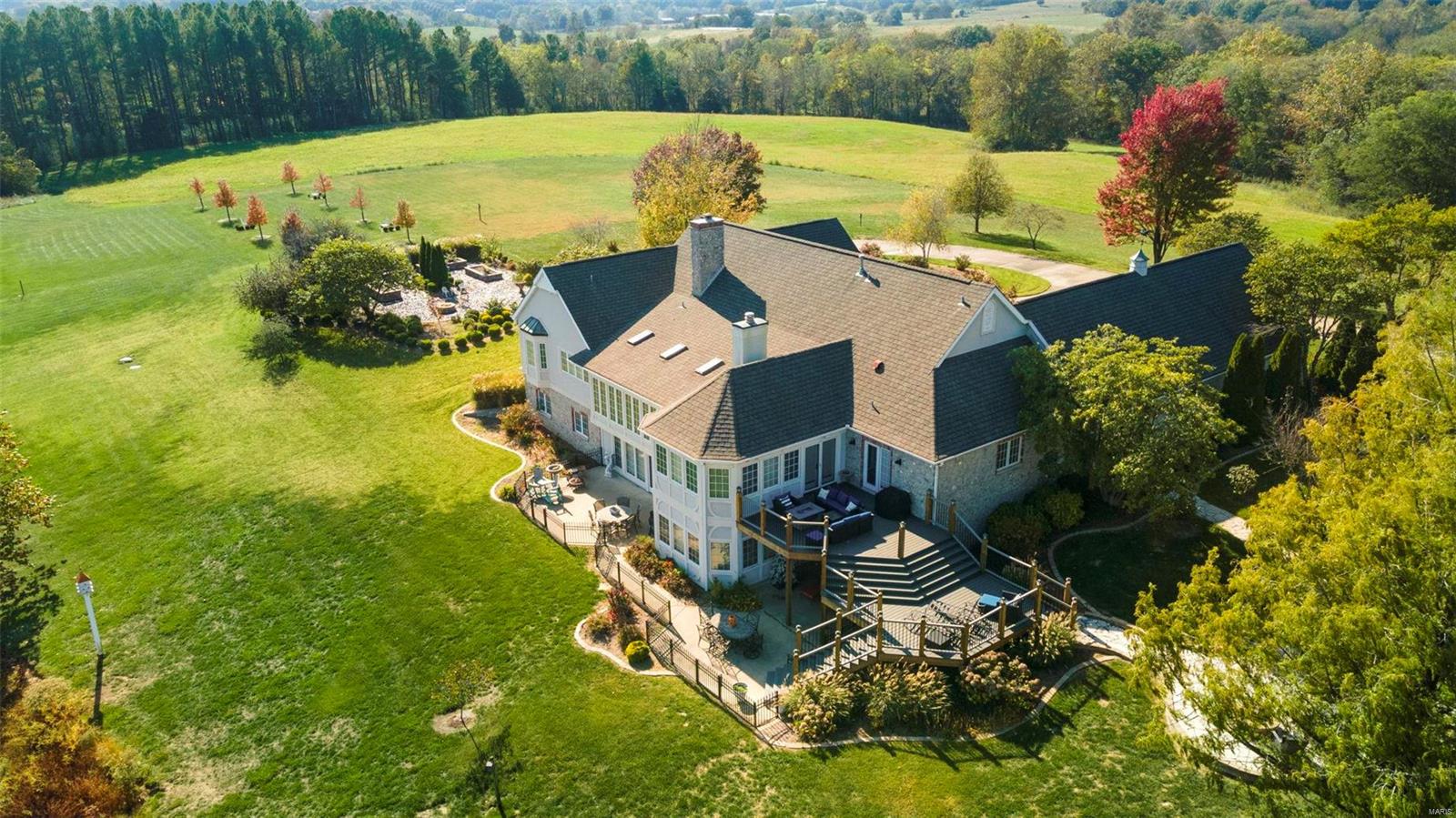 Dux Landing - Residential