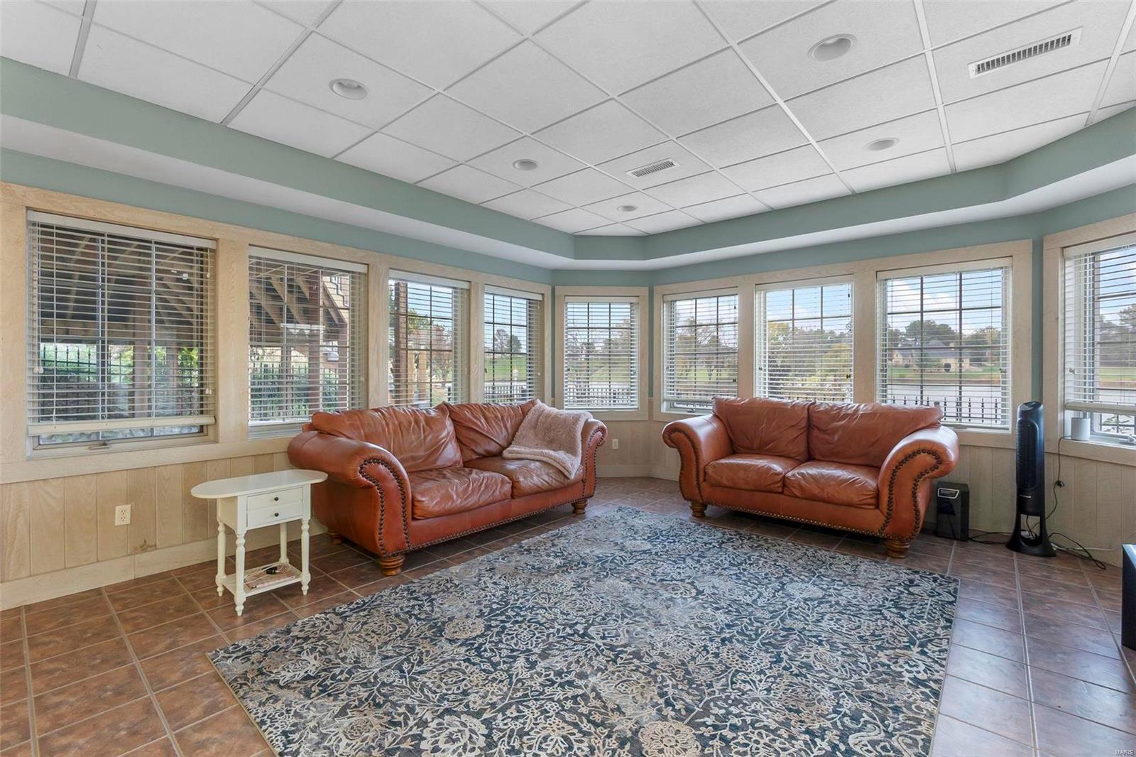 Dux Landing - Residential