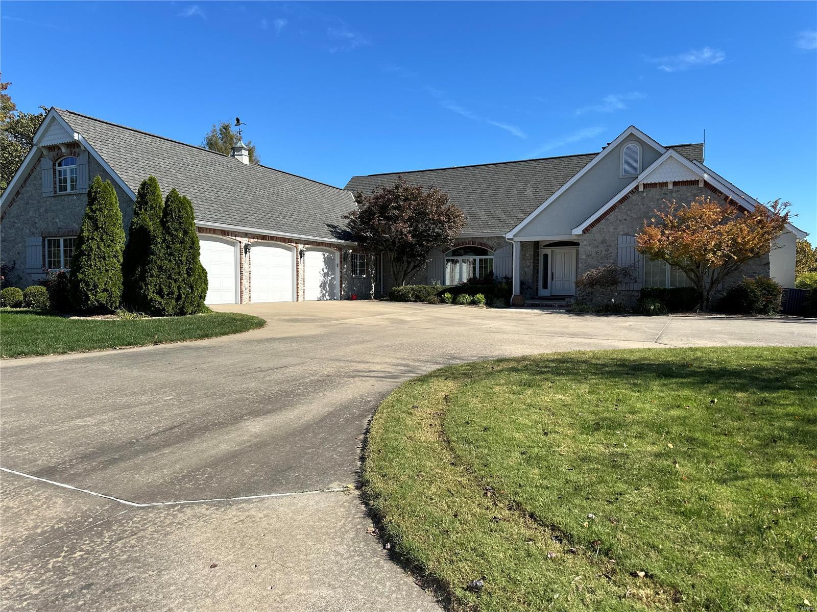 Dux Landing - Residential