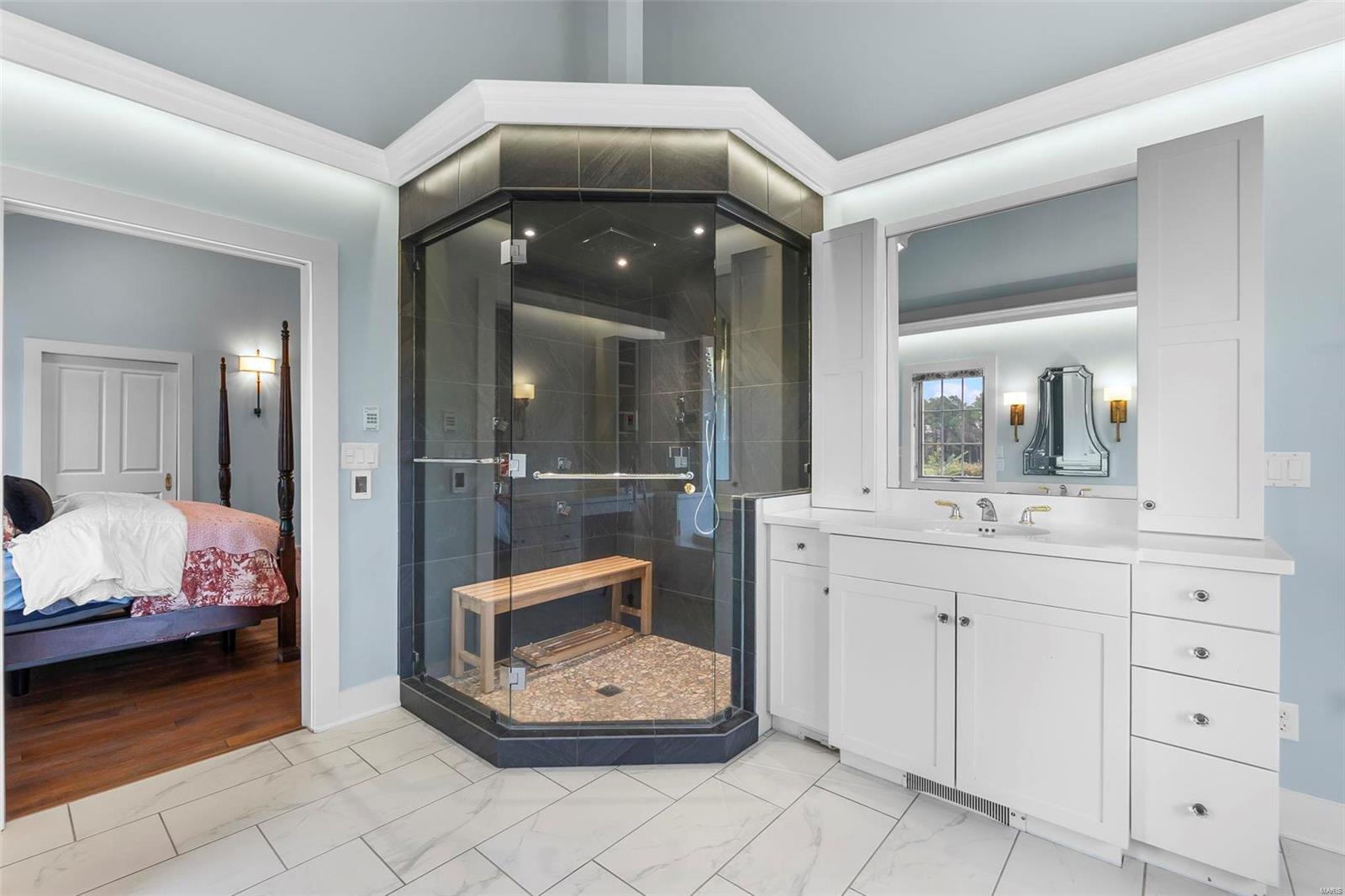 Dux Landing - Residential