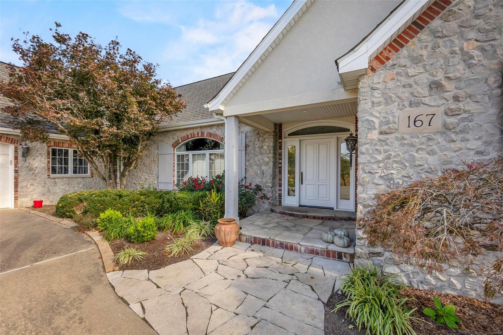 Dux Landing - Residential