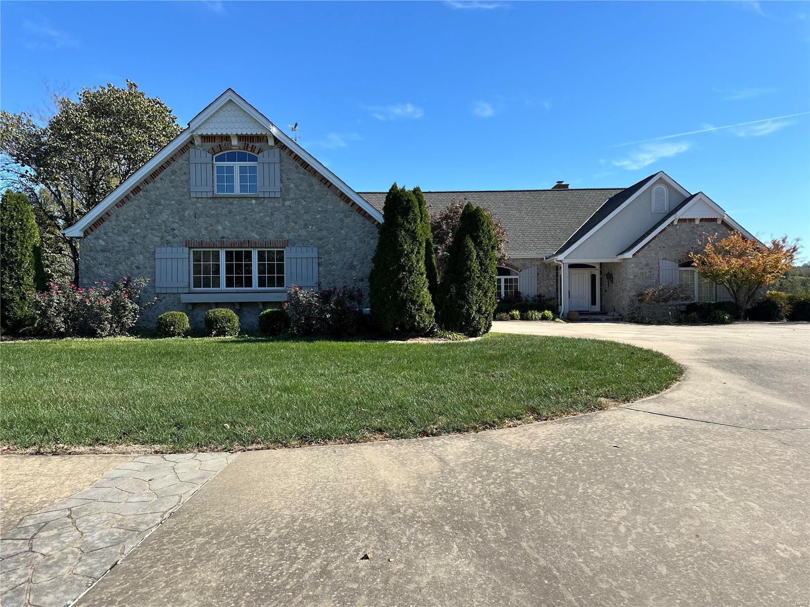 Dux Landing - Residential