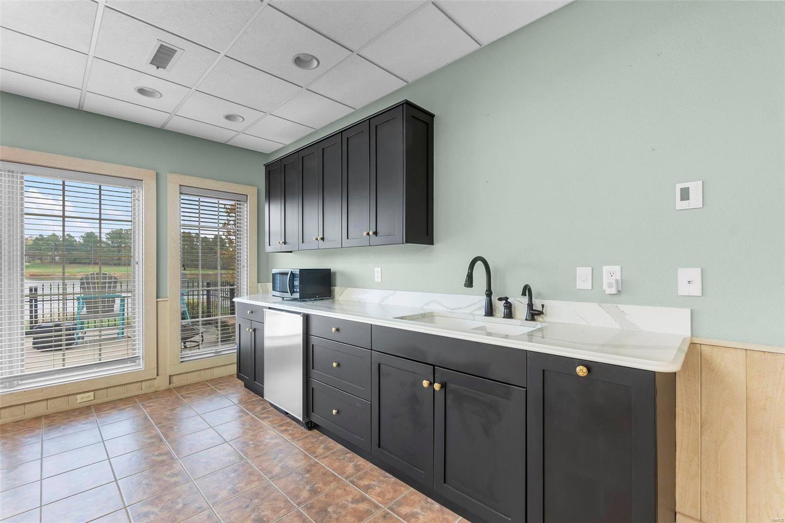 Dux Landing - Residential