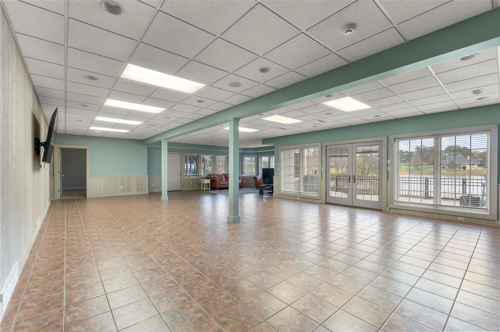 Dux Landing - Residential