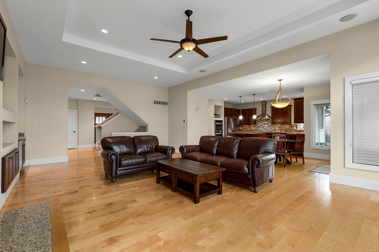 Stoneleigh Towers - Residential