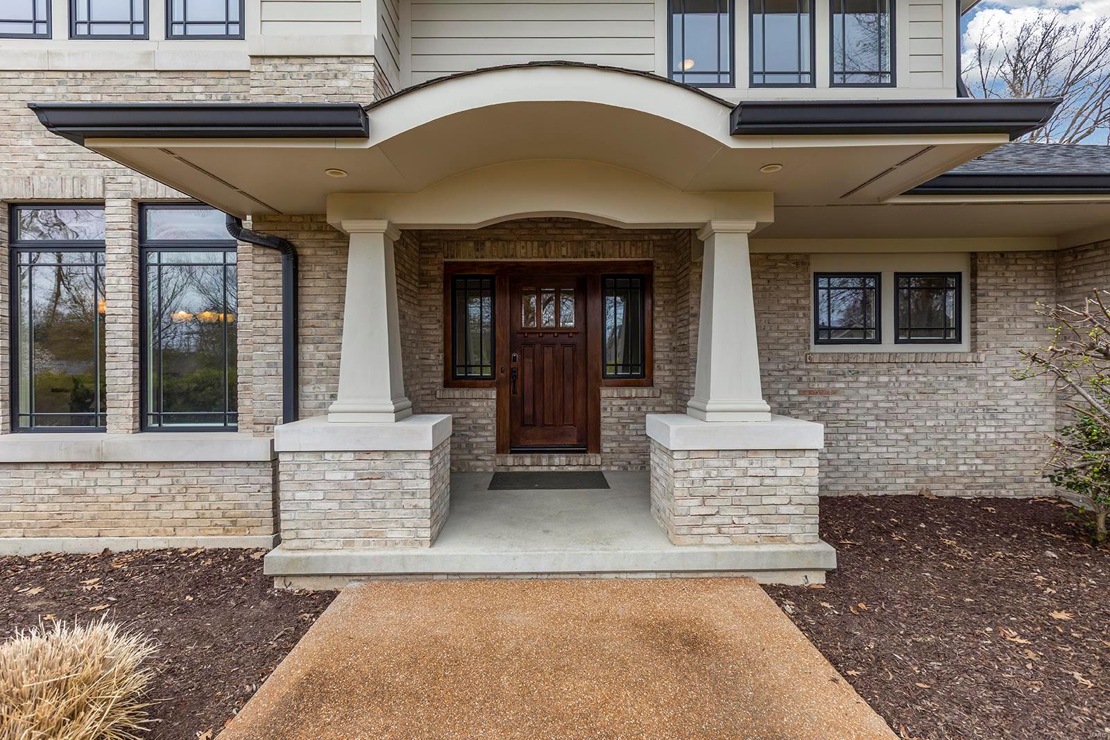 Stoneleigh Towers - Residential