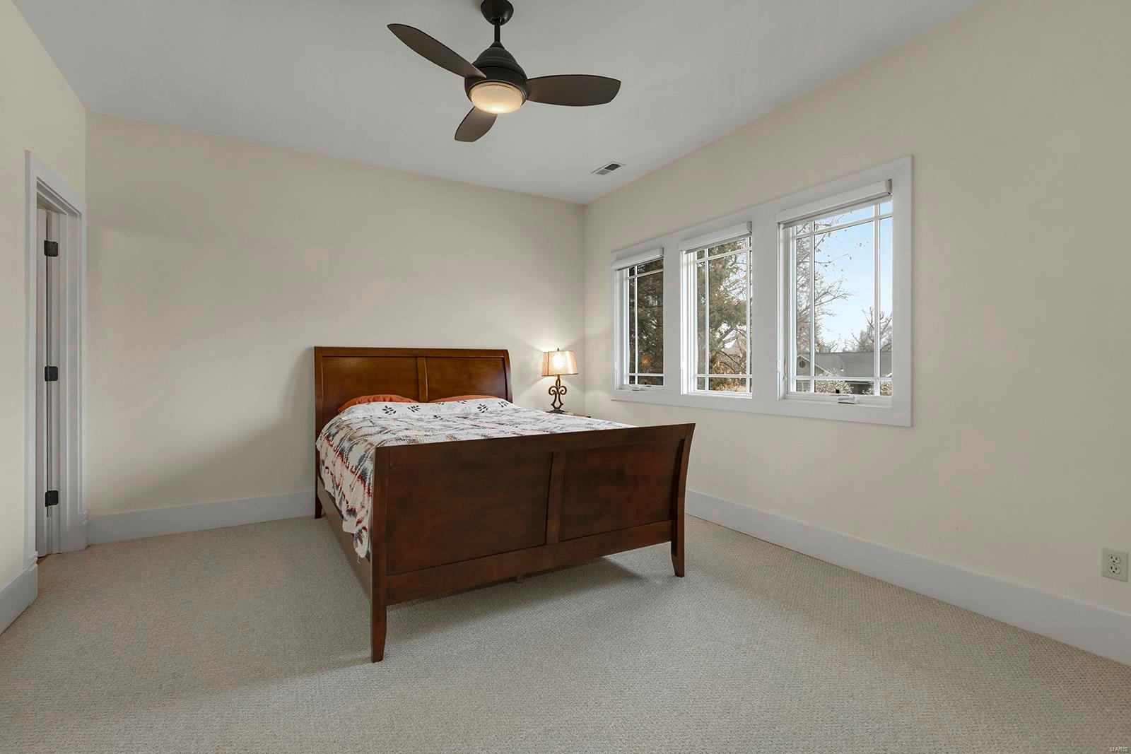 Stoneleigh Towers - Residential