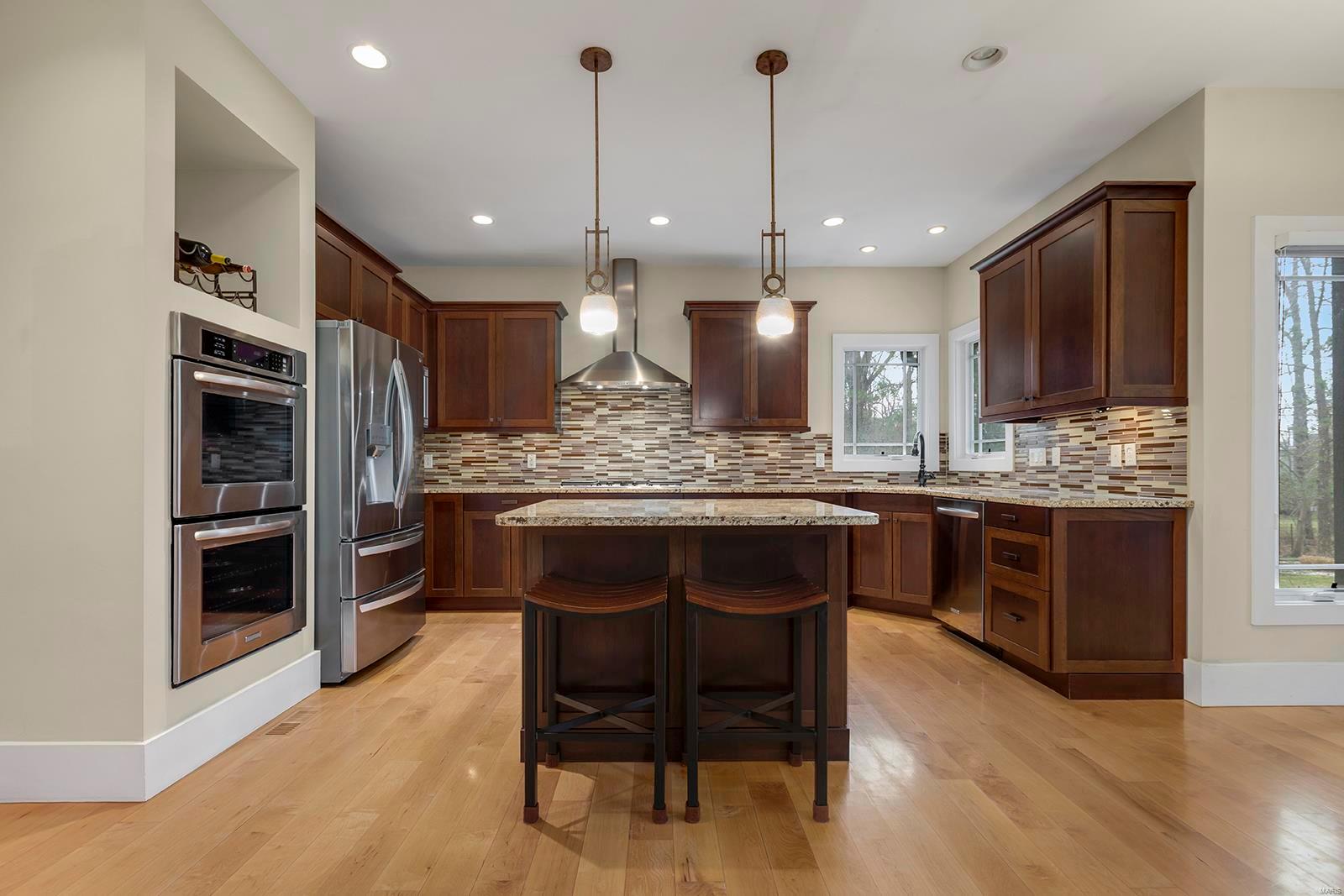 Stoneleigh Towers - Residential