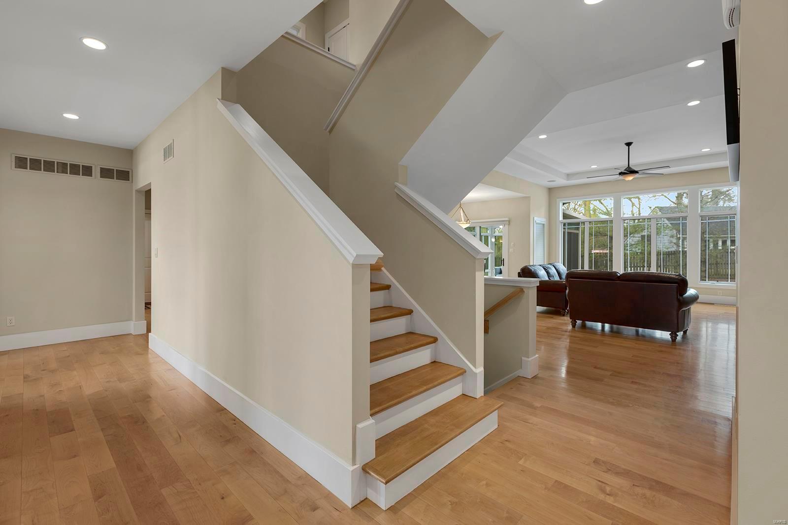 Stoneleigh Towers - Residential