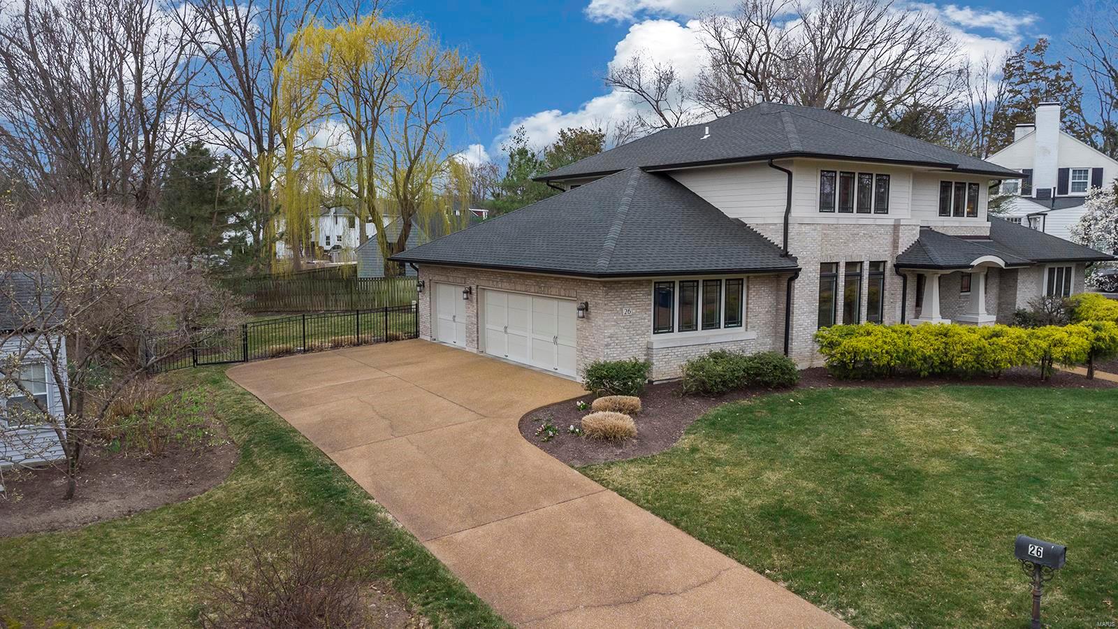 Stoneleigh Towers - Residential