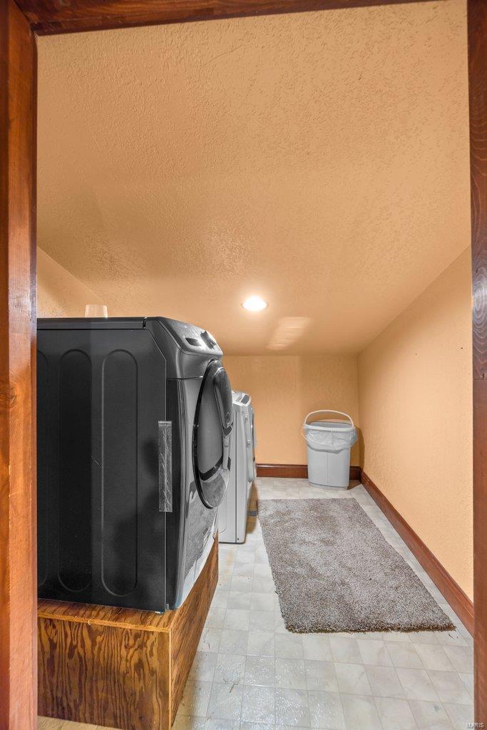 Windwood Lake - Residential