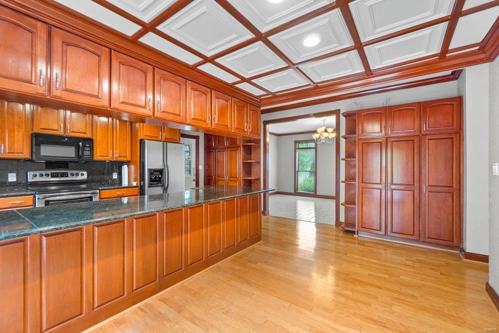 Windwood Lake - Residential