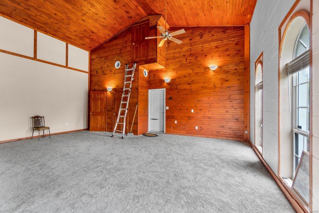 Windwood Lake - Residential