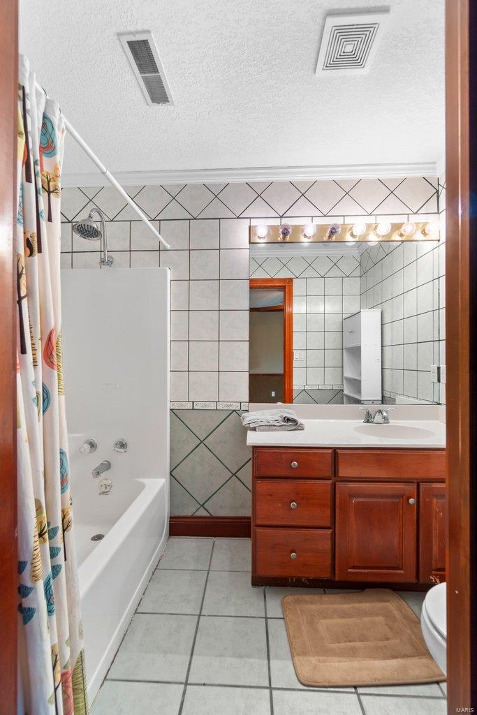 Windwood Lake - Residential