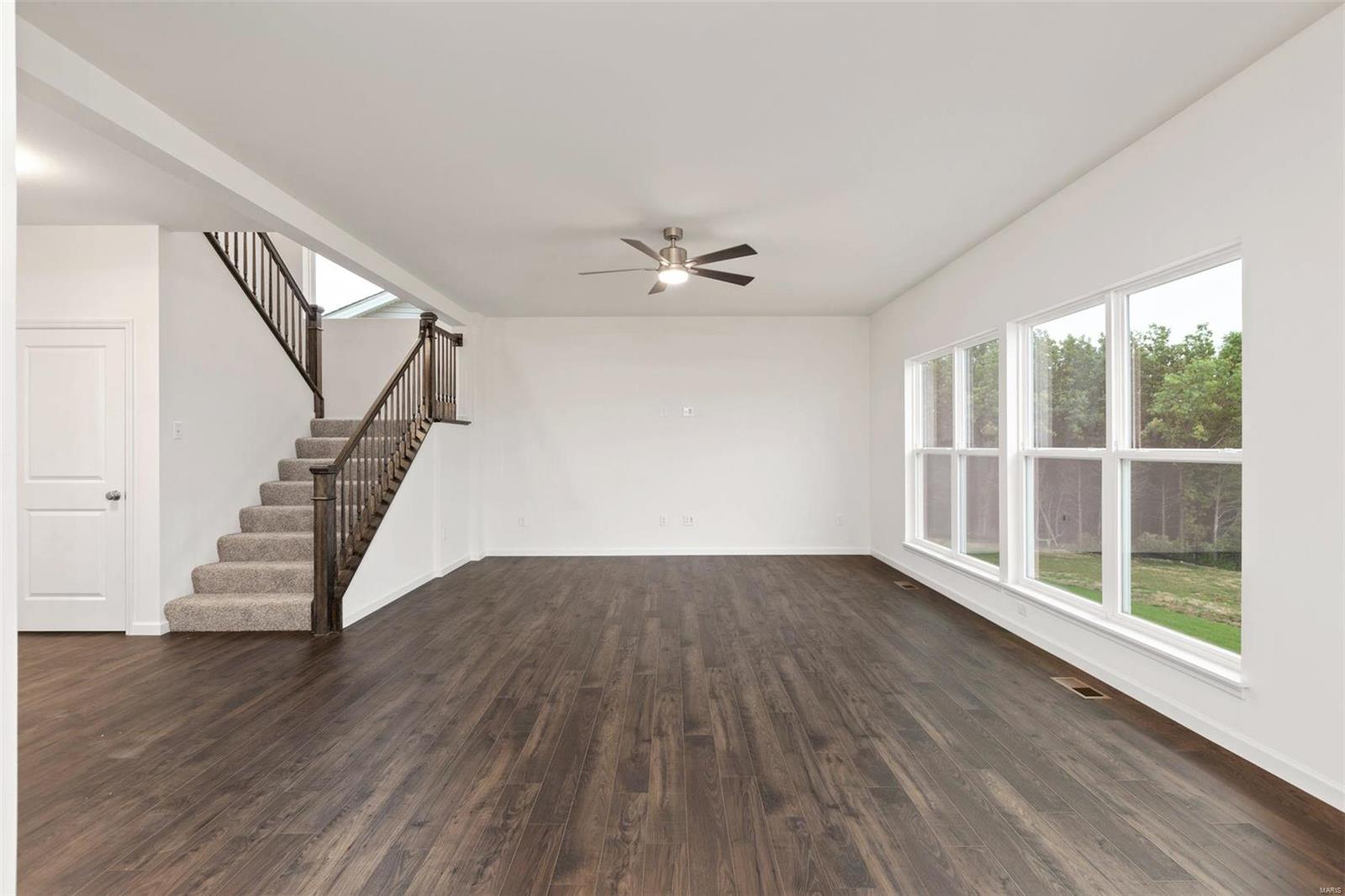 1149 Bloomfield Drive