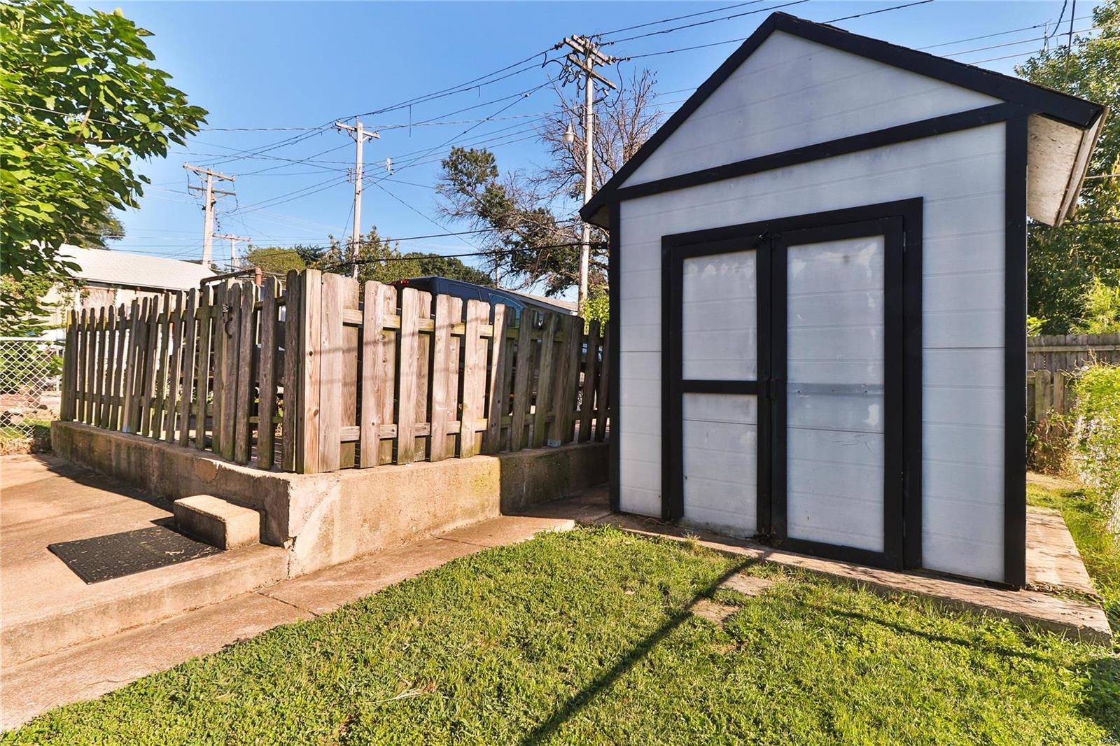 Hallocks Add/Clifton Heights - Residential